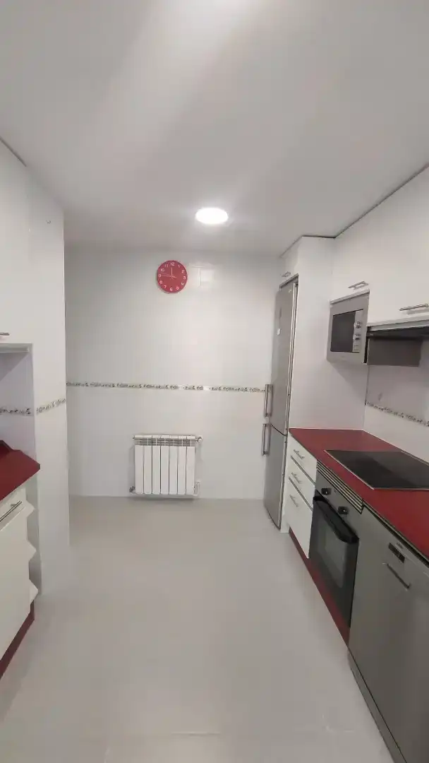 Cocina de Piso para compartir en Villanueva del Pardillo con Parquet, Amueblado y Horno