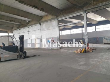 Nau industrial de lloguer a La Garena