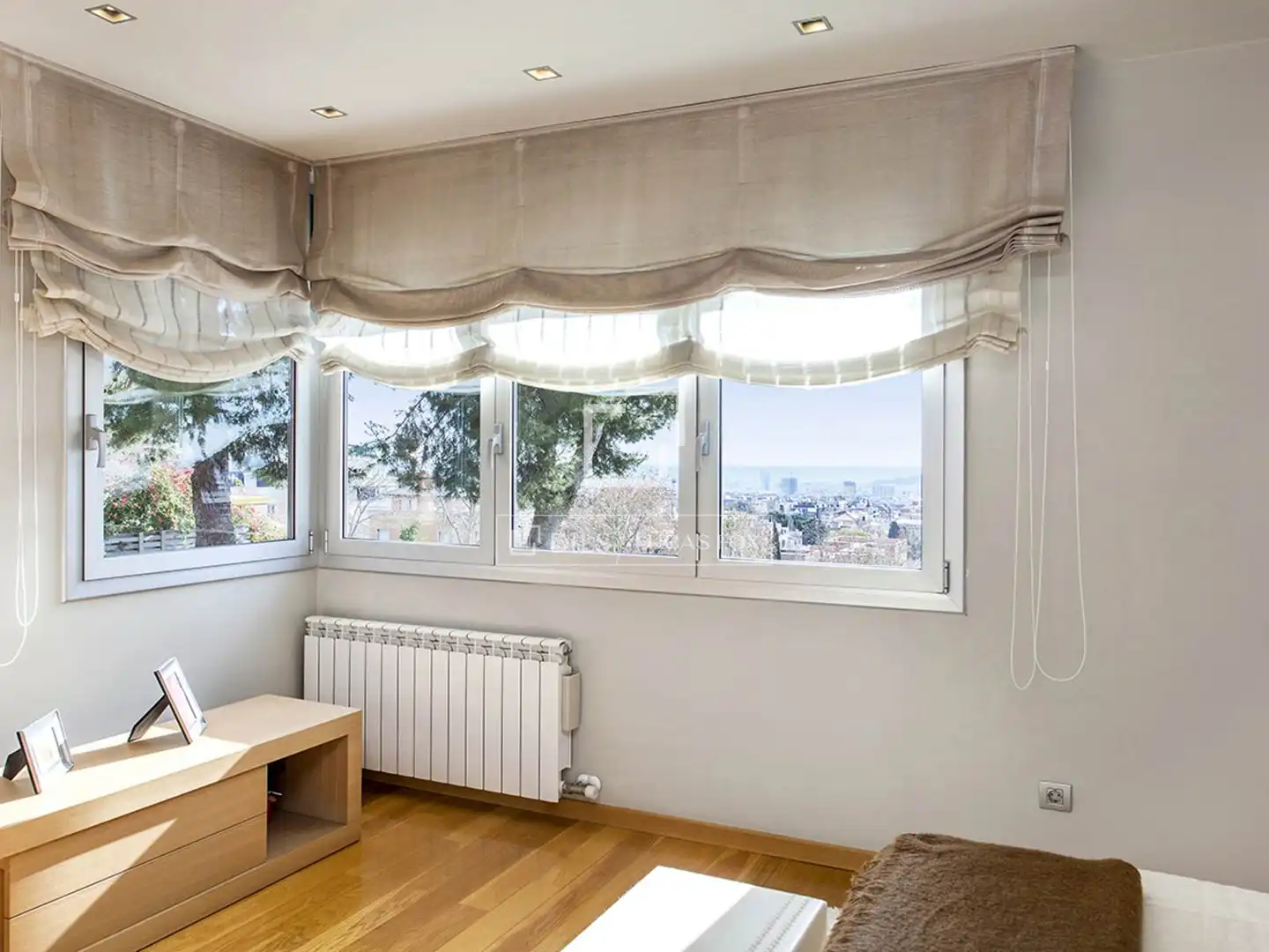 Habitación de Casa o chalet de alquiler en Barcelona con Aire acondicionado, Calefacción y Jardín privado