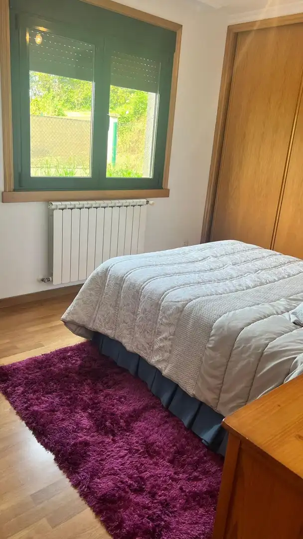 Habitación de Casa o chalet en venta en Oleiros con Jardín privado y Amueblado