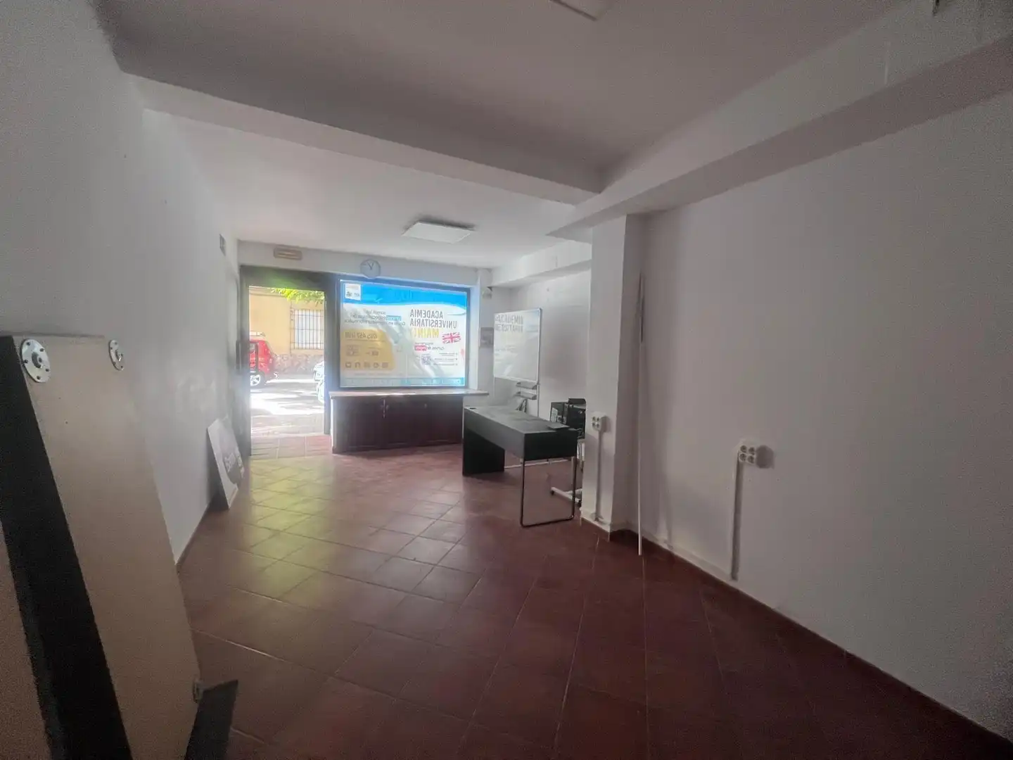 Local comercial de lloguer a Poniente-Sur, imagen 4