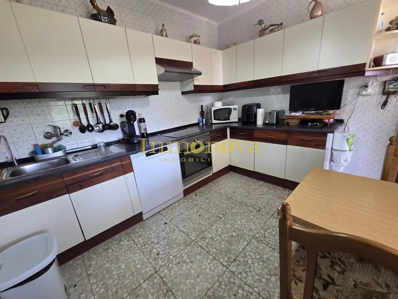 Cocina de Casa o chalet en venta en Vigo  con Calefacción, Jardín privado y Terraza
