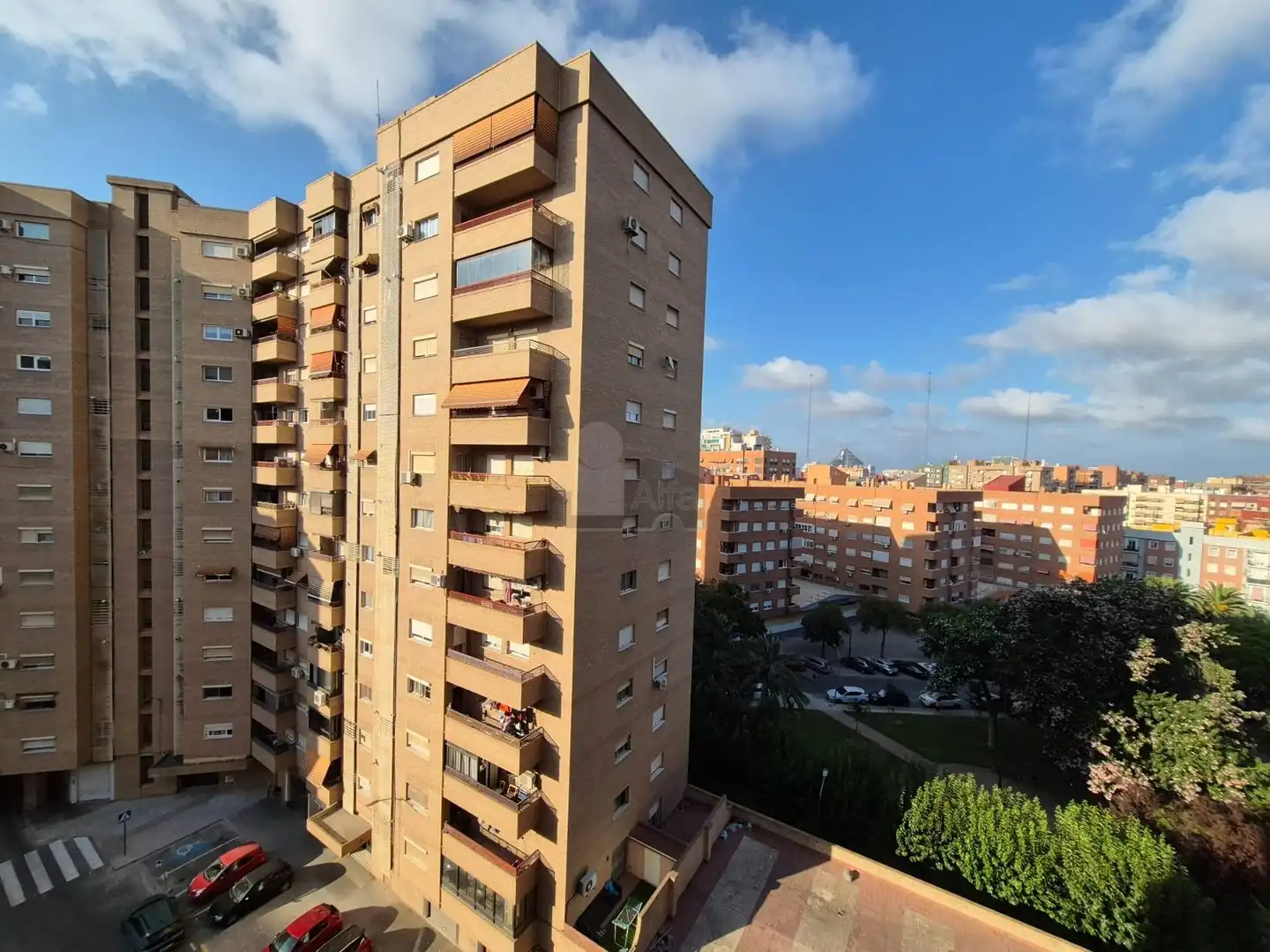 Vista exterior de Pis en venda en Xirivella amb Aire condicionat, Calefacció i Moblat