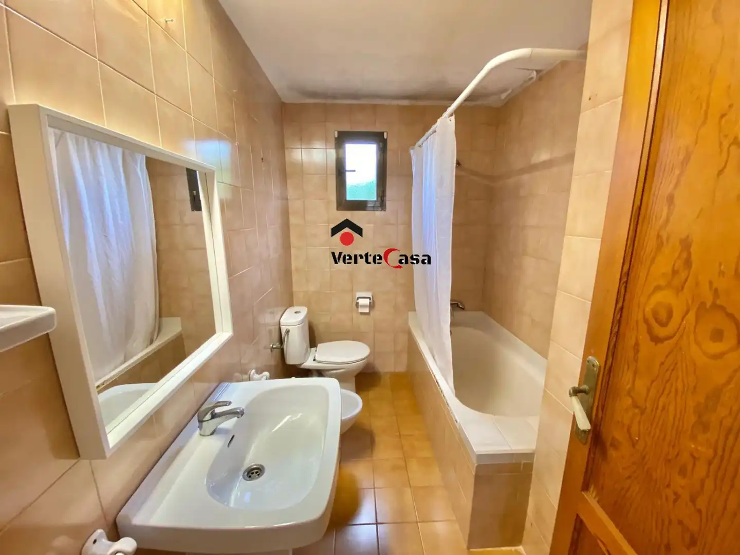 Bany de Casa o xalet en venda en El Puig de Santa Maria amb Terrassa, Traster i Piscina comunitària