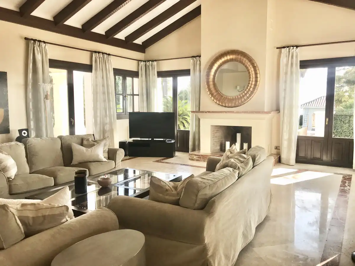 Casa con piscina en venta en Benahavís pueblo, imagen 7