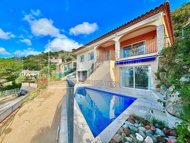 Casa-chalet en Venta en Santa Cristina Poble