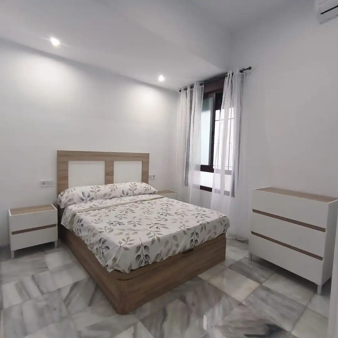 Habitación de Apartamento de alquiler en Córdoba con Aire acondicionado y Calefacción