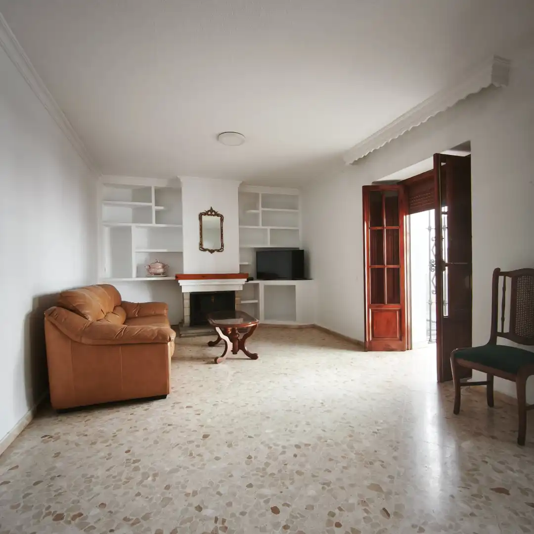 Casa amb terrassa en venda a San Roque Pueblo