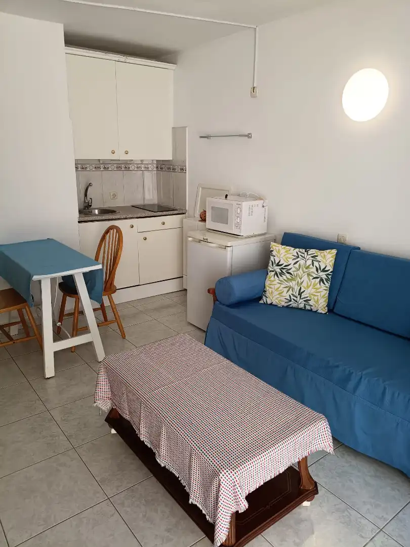 Cocina de Estudio de alquiler en Arona con Terraza, Amueblado y Lavadora