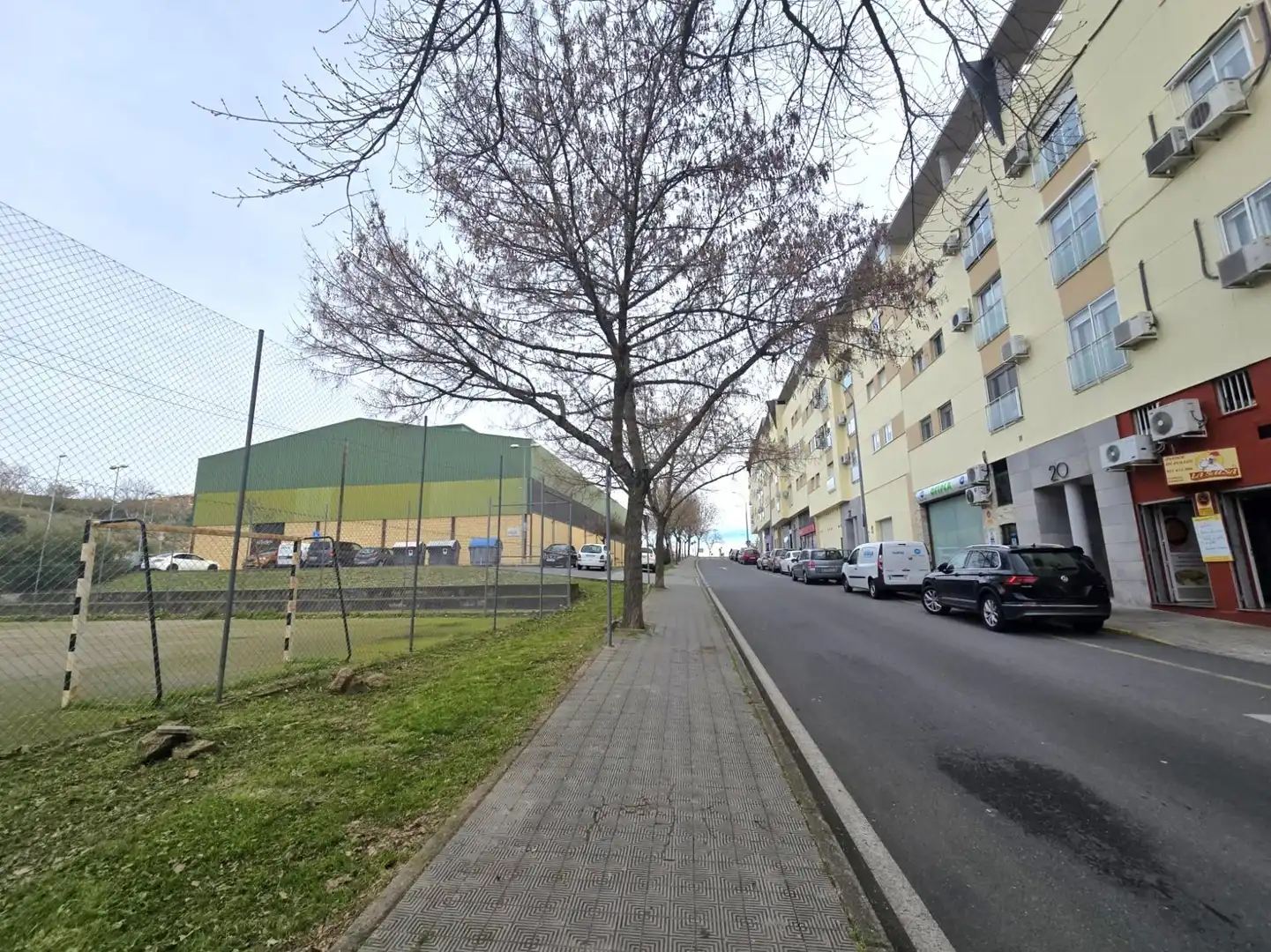 Pis en venda a Avenida DONANTES DE SANGRE, Miralvalle - Av. Virgen del Puerto - La Data