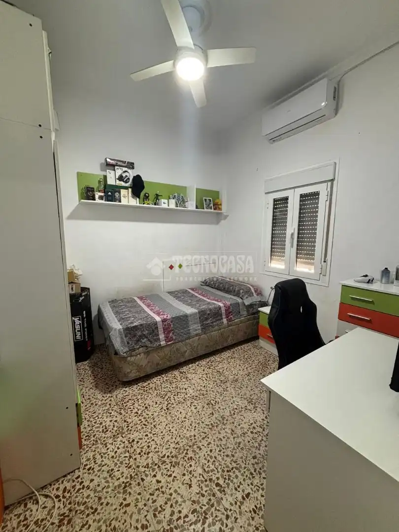 Bedroom of Detached homes for sale in Alcalá de Guadaira  with Air Conditioner and Terrace