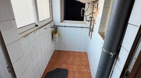 Foto 3 de Piso en venta en La Romànica, Barberà del Vallès
