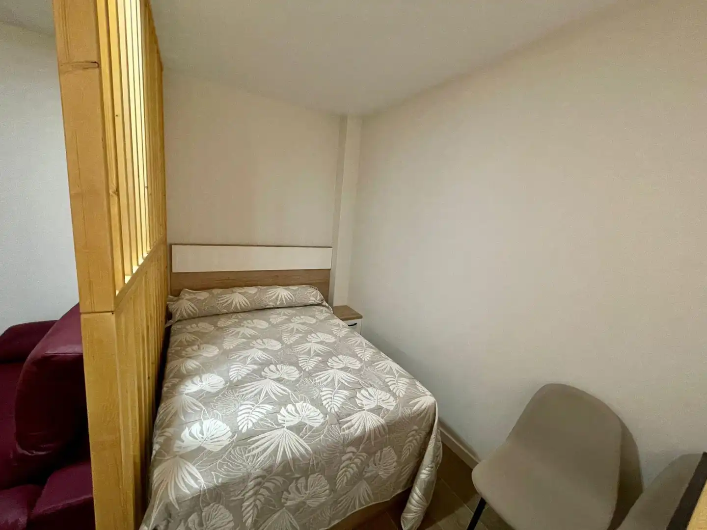 Study for rent in Calle Canonigo San Martin , San Pablo y Santa Marina