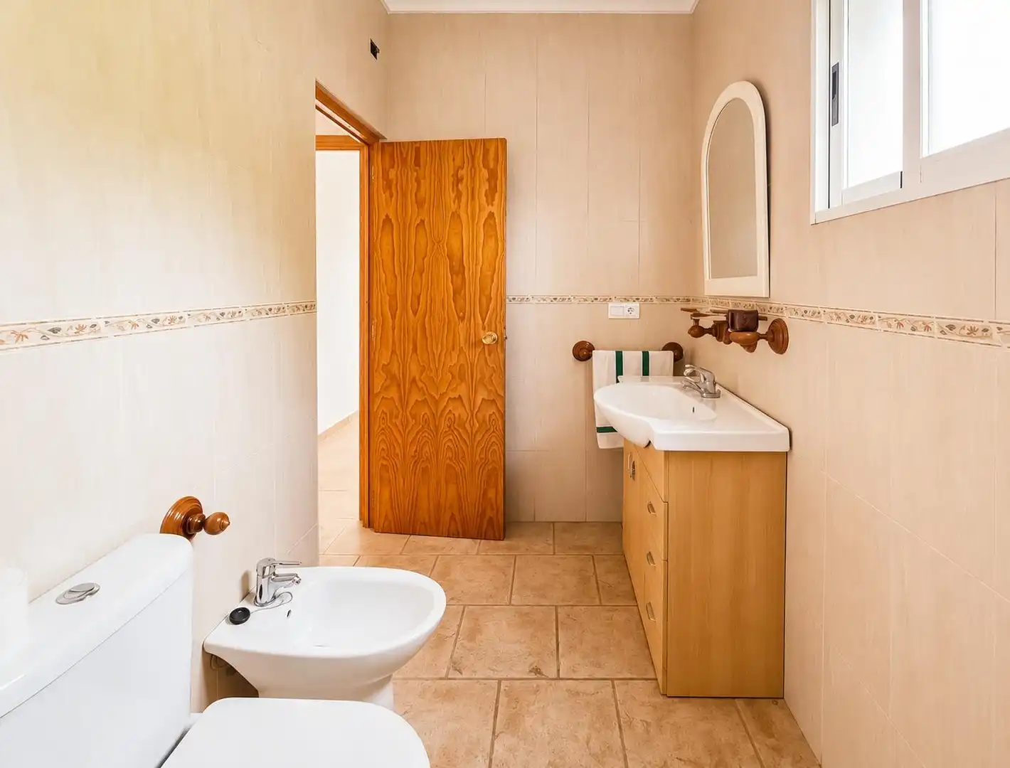 Bathroom of Houses for sale in Novelda  with Private garden, Storage room and Swimming Pool