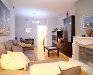 Living room of Flat for sale in  Barcelona Capital  with Air Conditioner, Heating and Private garden