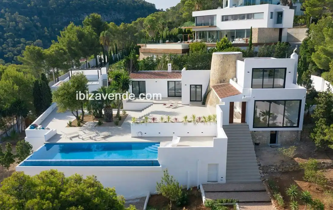 Villa con piscina in vendita a De Dalt