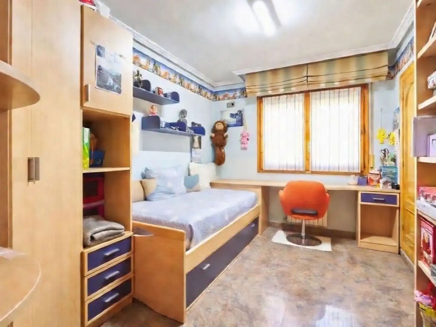 Dormitori de Casa o xalet en venda en Zaragoza amb Aire condicionat, Calefacció i Jardí privat