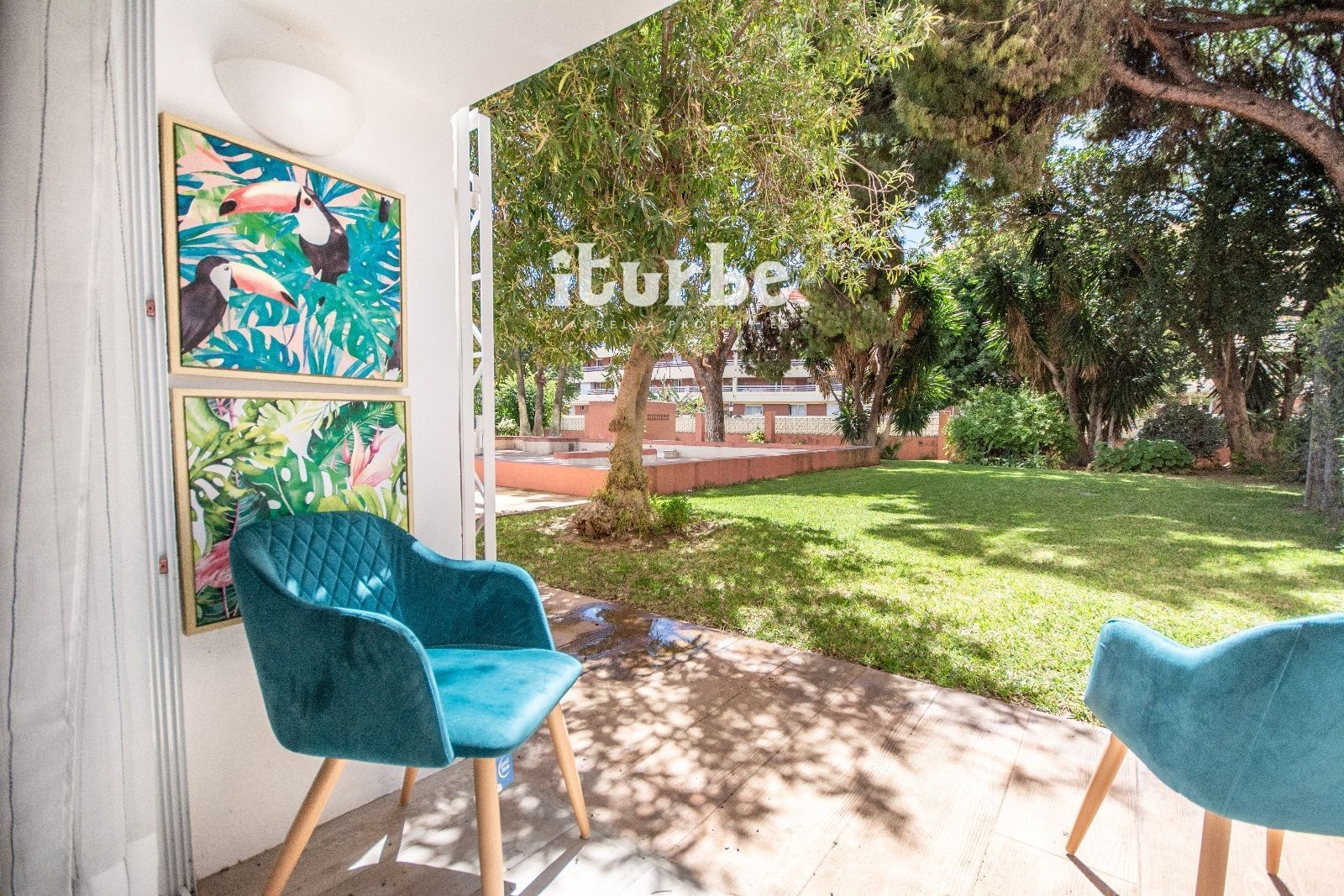 Jardín de Local en venta en Marbella