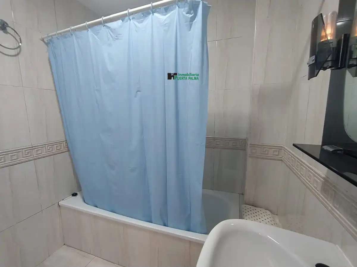 Bany de Pis de lloguer en Badajoz amb Terrassa i Moblat