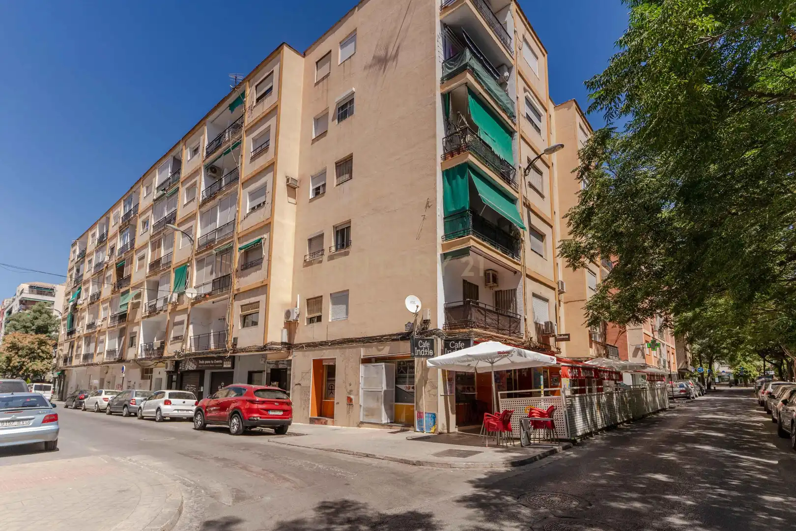 Exterior view of Flat for sale in Granada  with Air Conditioner and Balcony