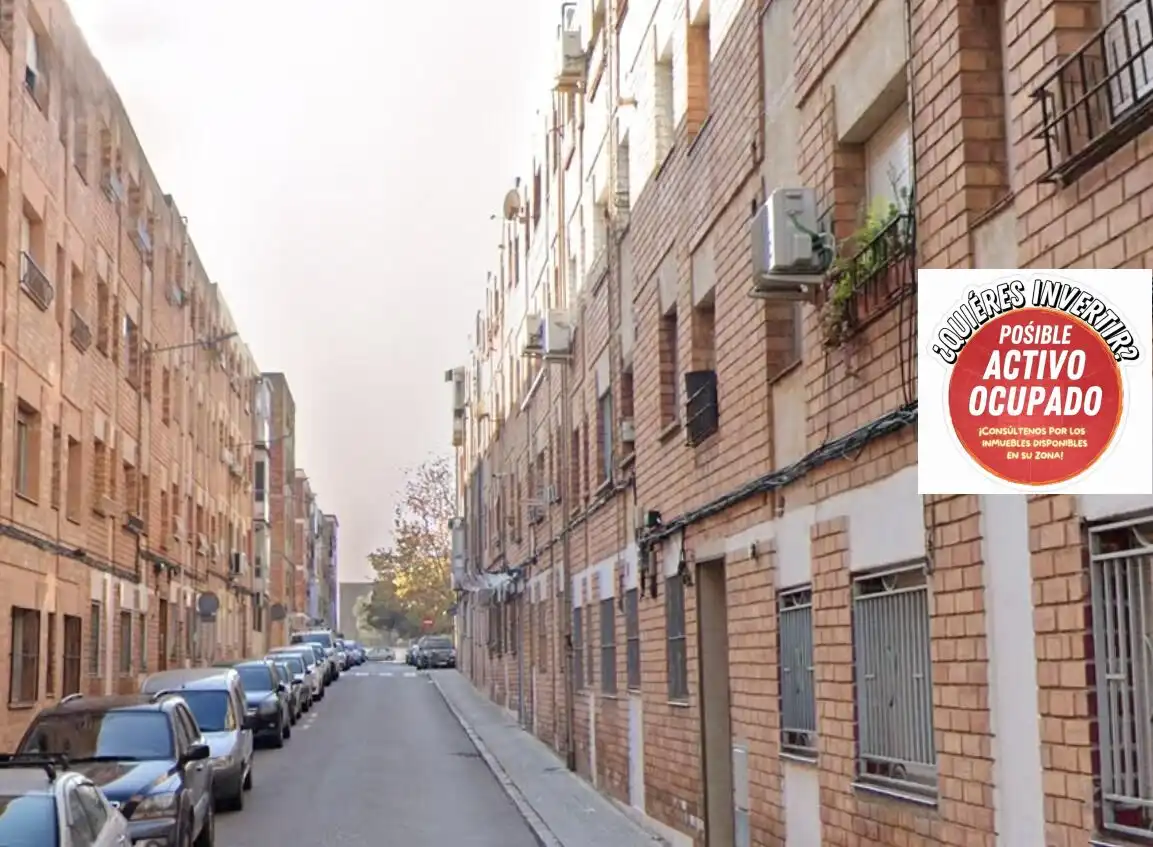 Vista exterior de Apartamento en venta en Cornellà de Llobregat