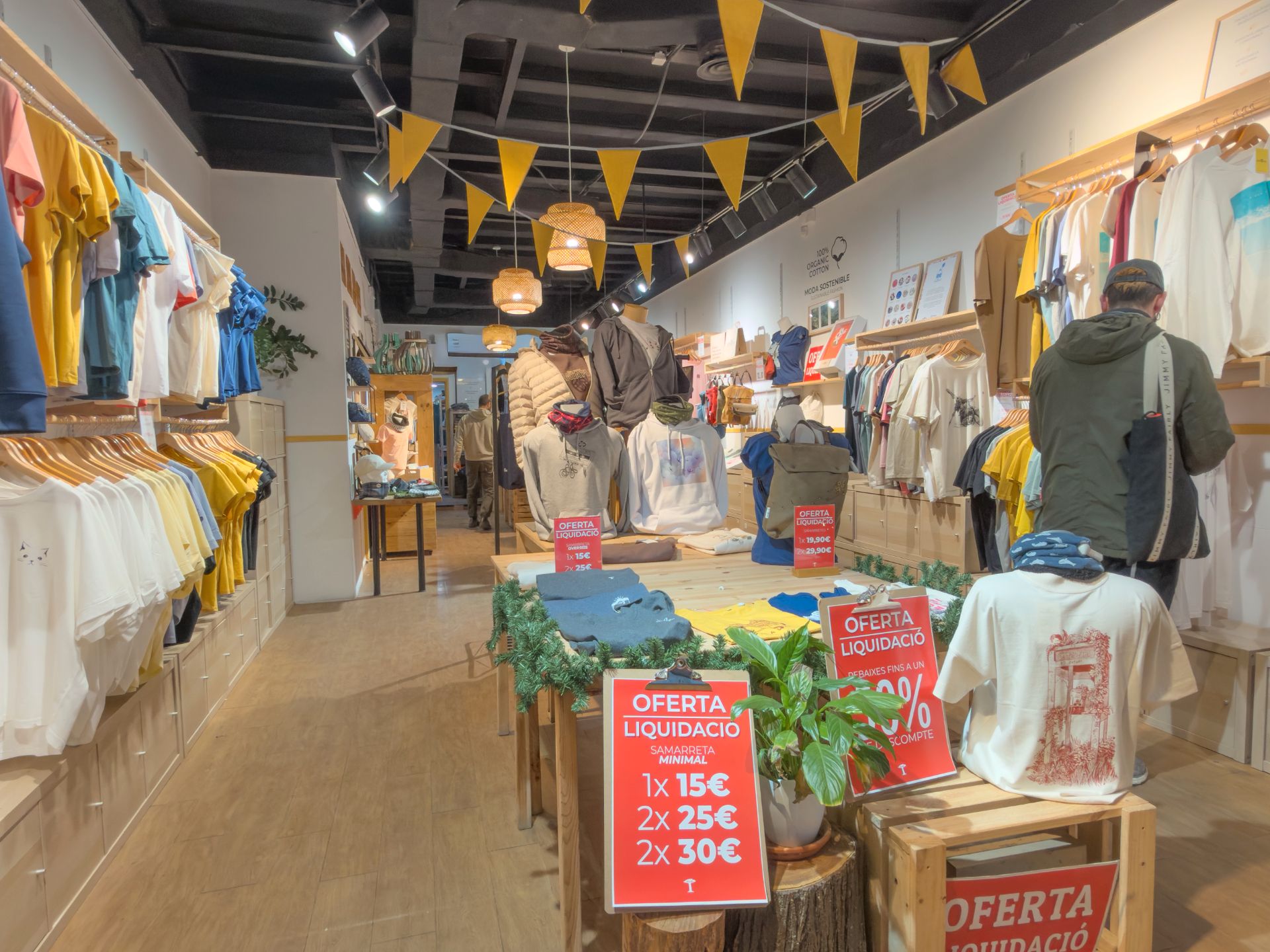 Local de lloguer a Carrer d'Astúries, 11, Vila de Gràcia, Gràcia