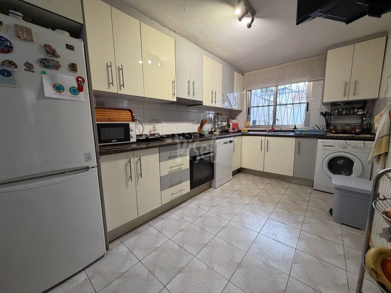 Cuina de Casa o xalet en venda en  Tarragona Capital amb Aire condicionat, Calefacció i Jardí privat