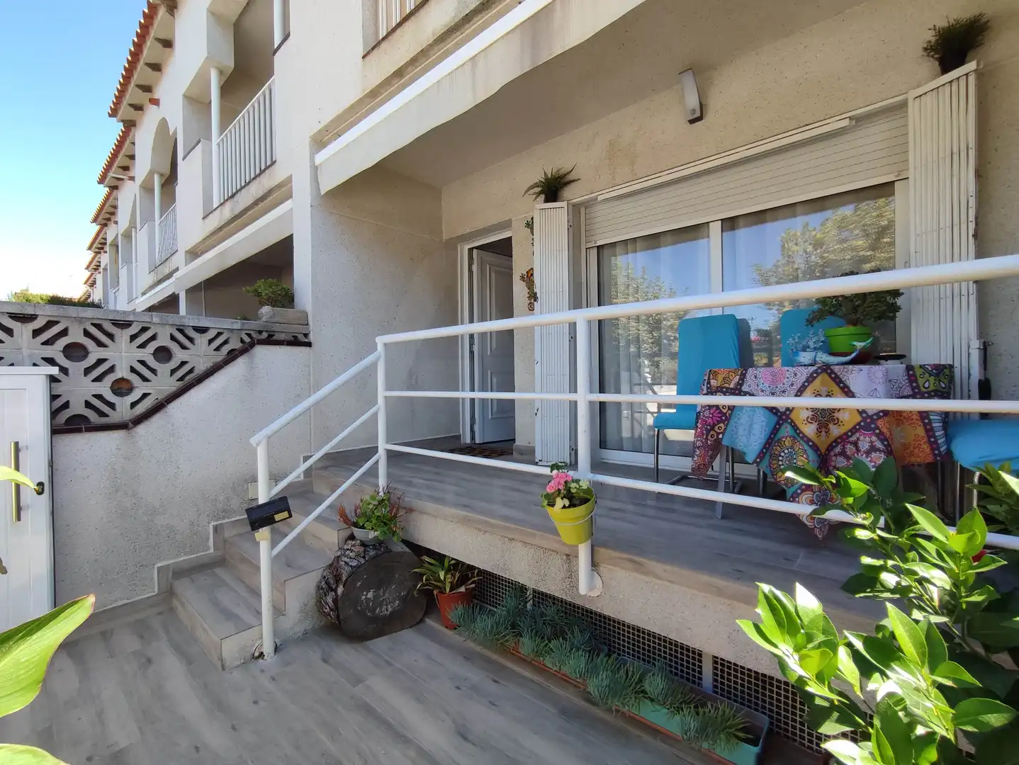 Casa aparellada en venda a El Castell de Cubelles, imagen 2