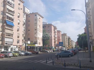 Pis amb ascensor en venda a Este - Alcosa- Torreblanca