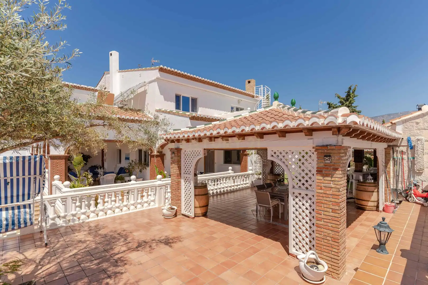 Jardín de Casa o chalet en venta en Motril con Aire acondicionado y Jardín privado