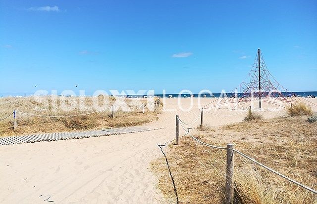 Local de lloguer en Castelldefels amb Aire condicionat