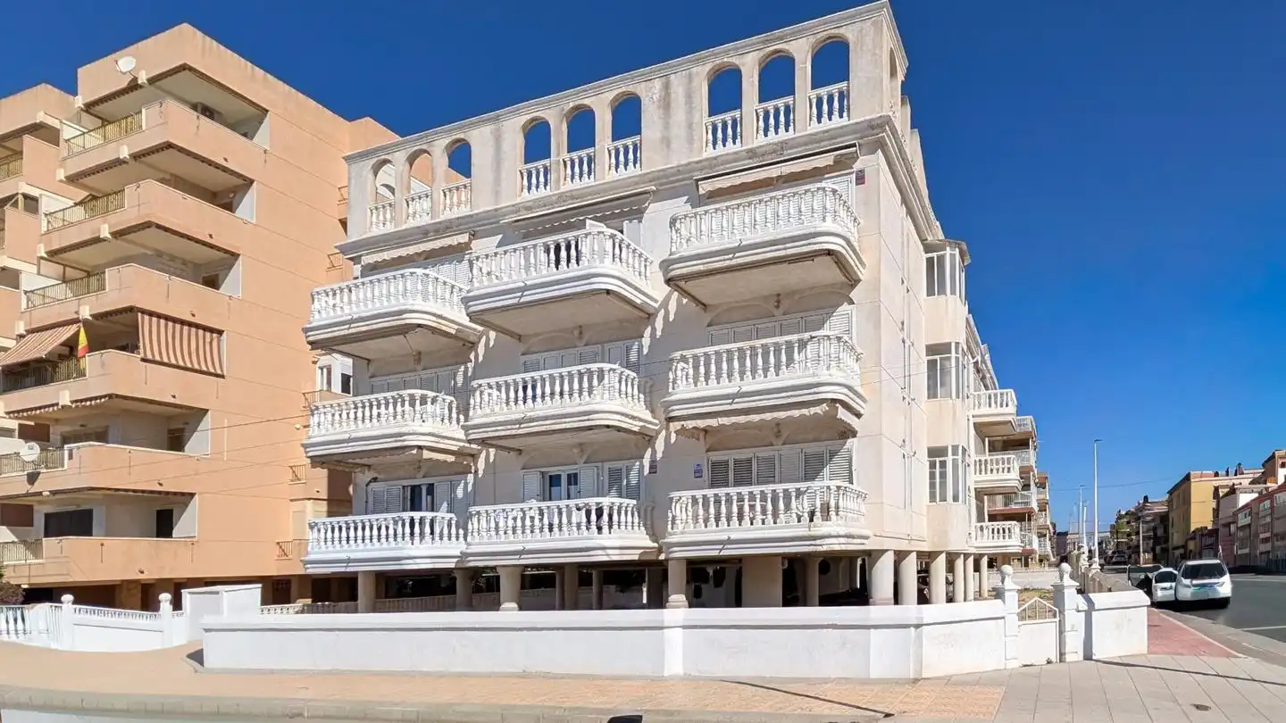 Exterior view of Flat for sale in Santa Pola  with Terrace and Furnished