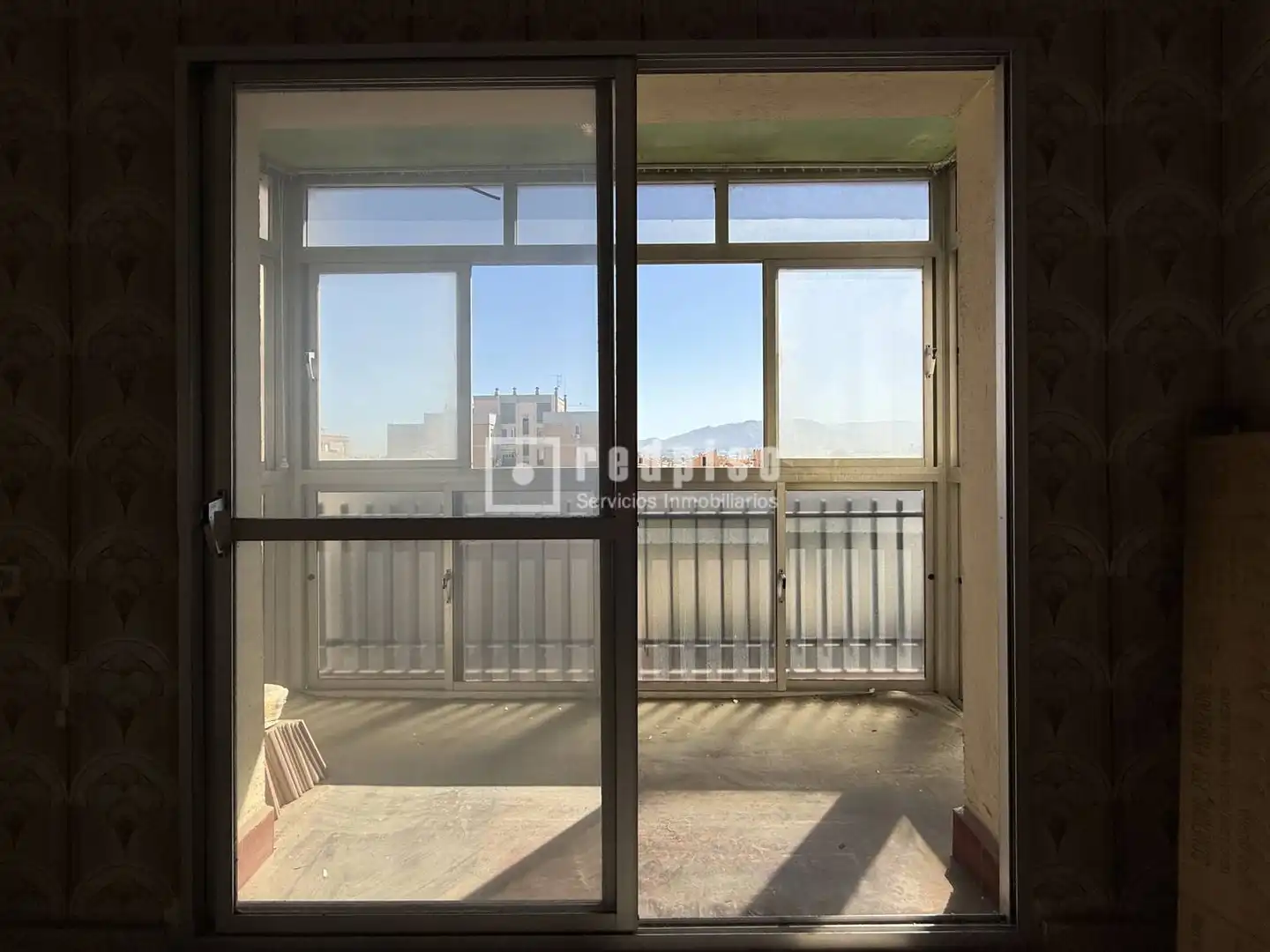 Terraza de Piso en venta en Málaga con Calefacción, Terraza y Alarma