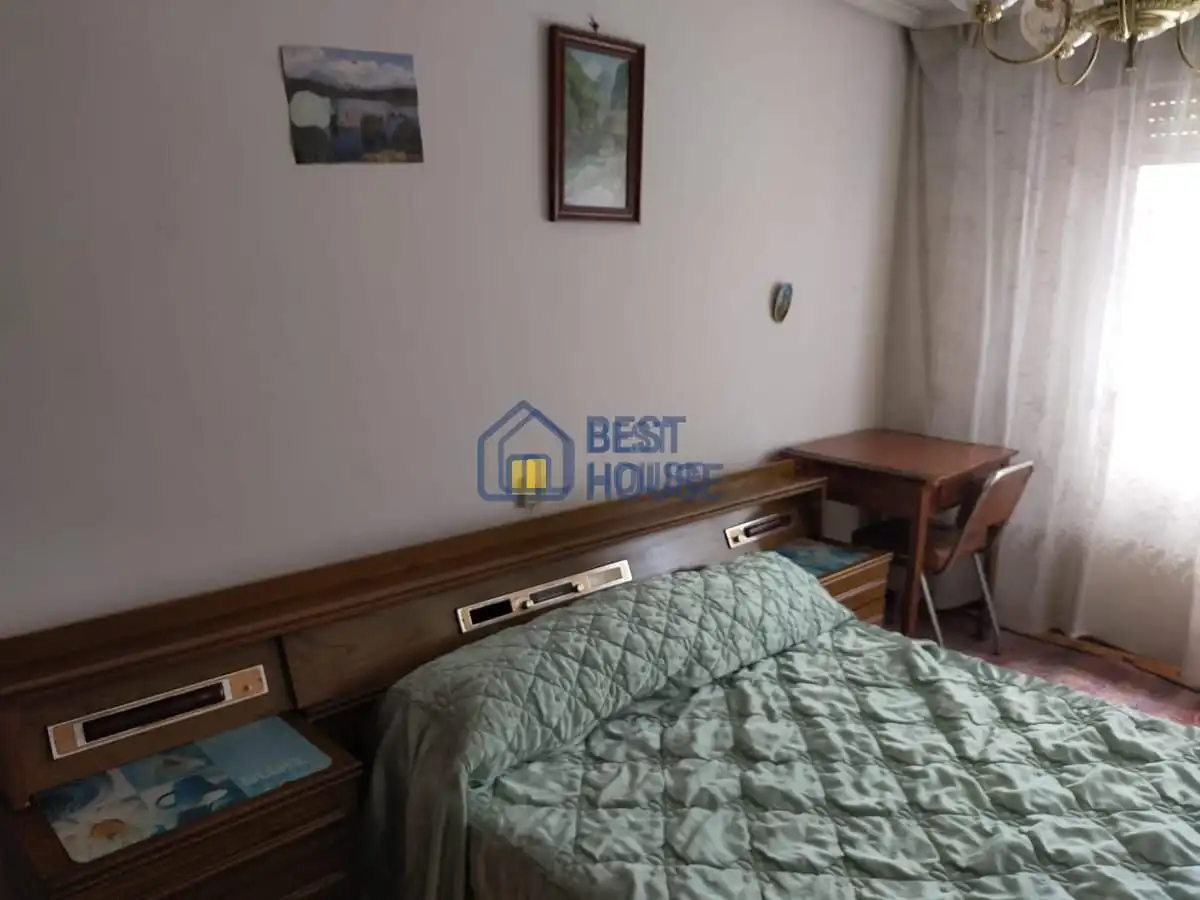 Habitación de Piso de alquiler en León Capital  con Calefacción, Parquet y Amueblado