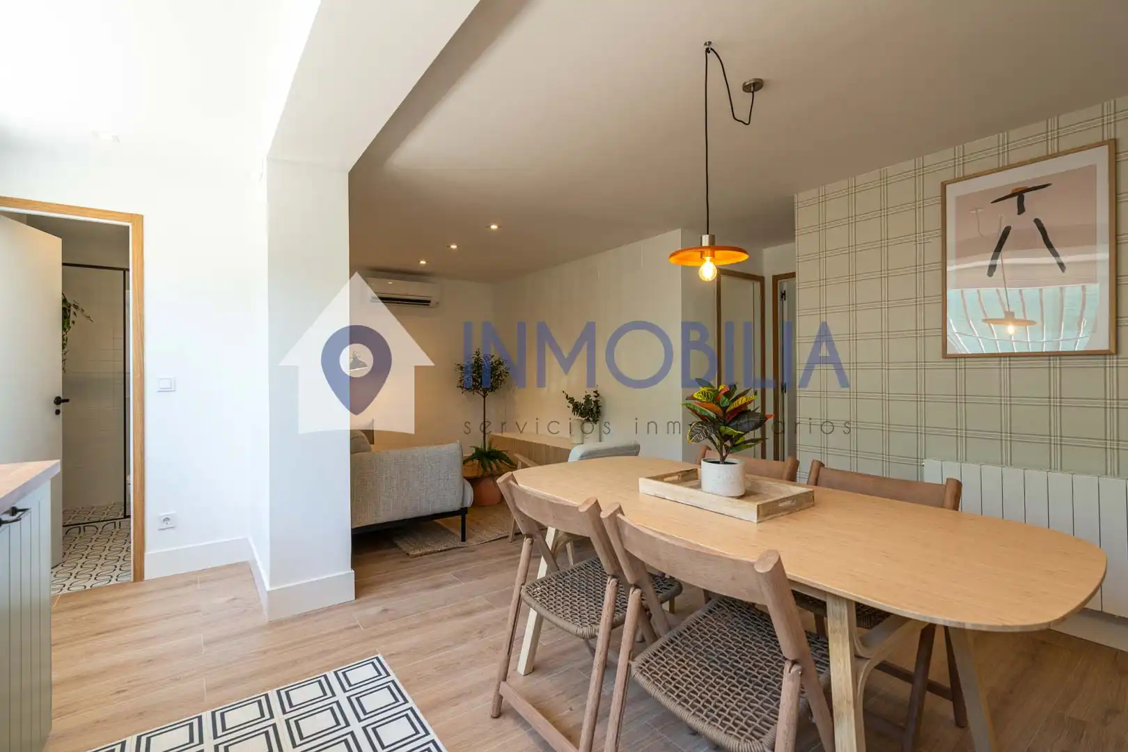 Living room of Flat for sale in Madrid  with Air Conditioner and Heating