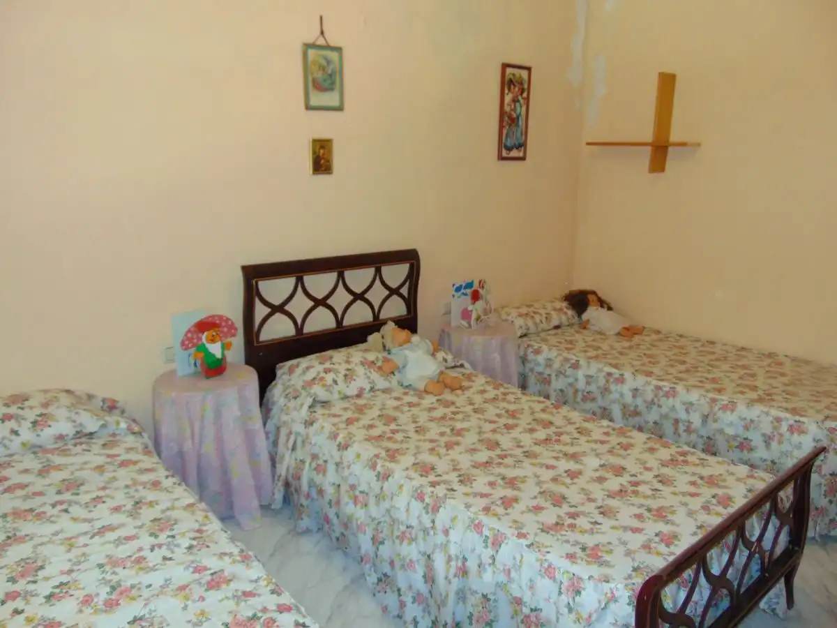 Habitación de Casa o chalet en venta en San Carlos del Valle con Calefacción, Terraza y Trastero