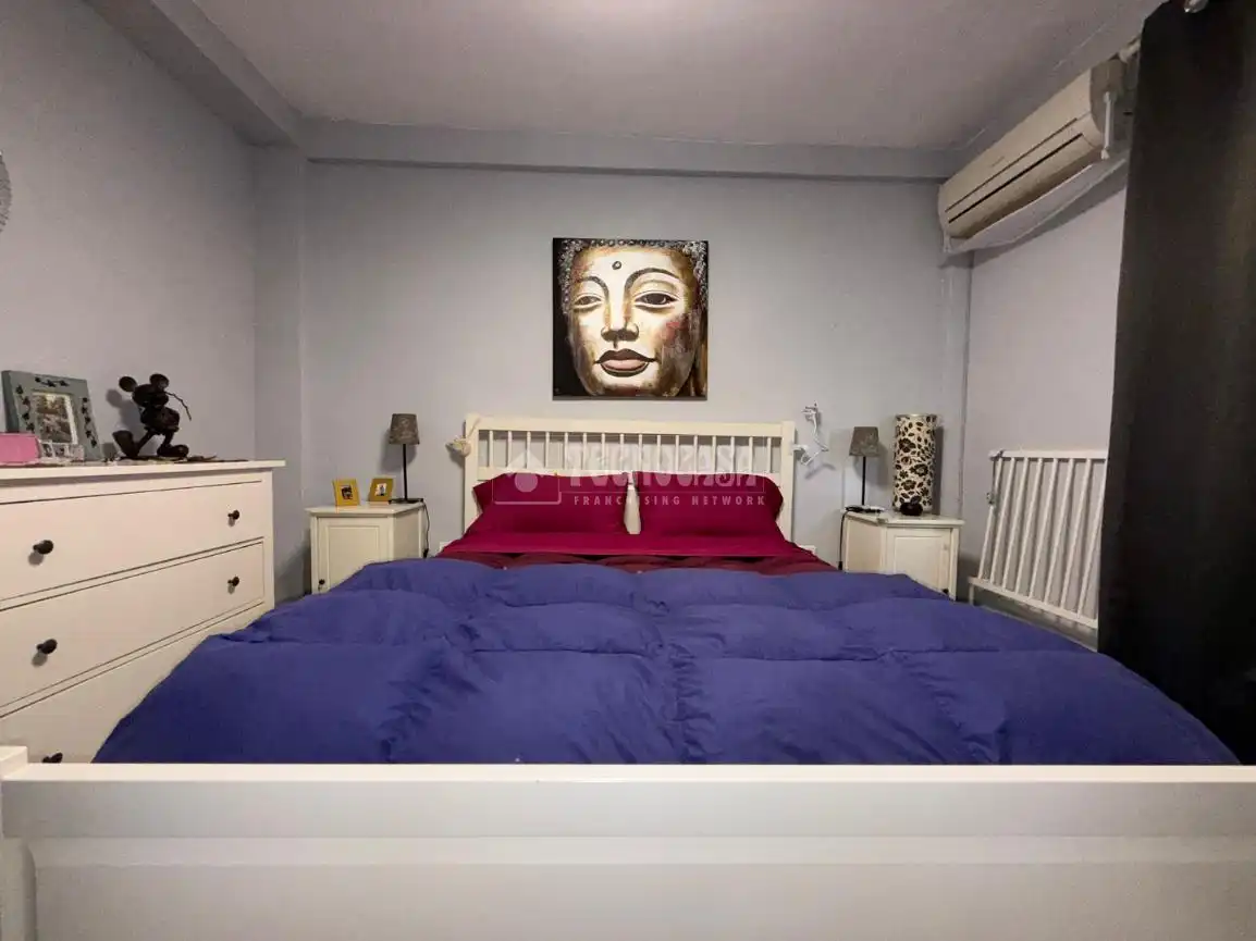 Bedroom of Flat for sale in Sevilla