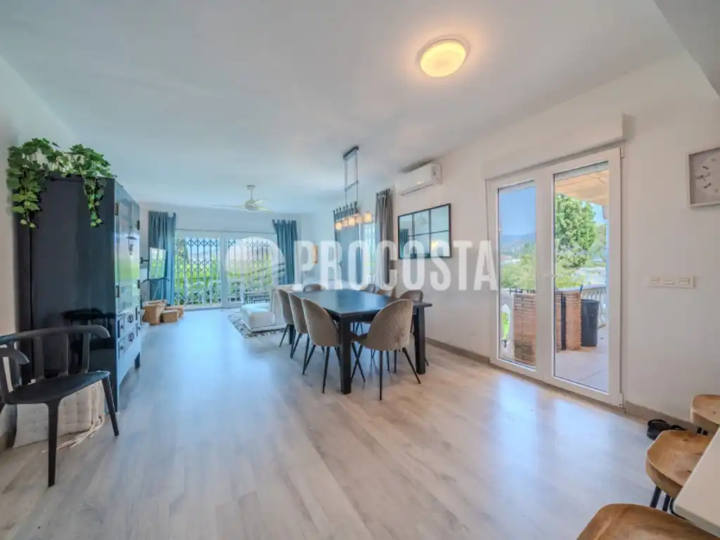 Haus mit Pool zum Verkauf in Avenida los Pinos, imagen 10