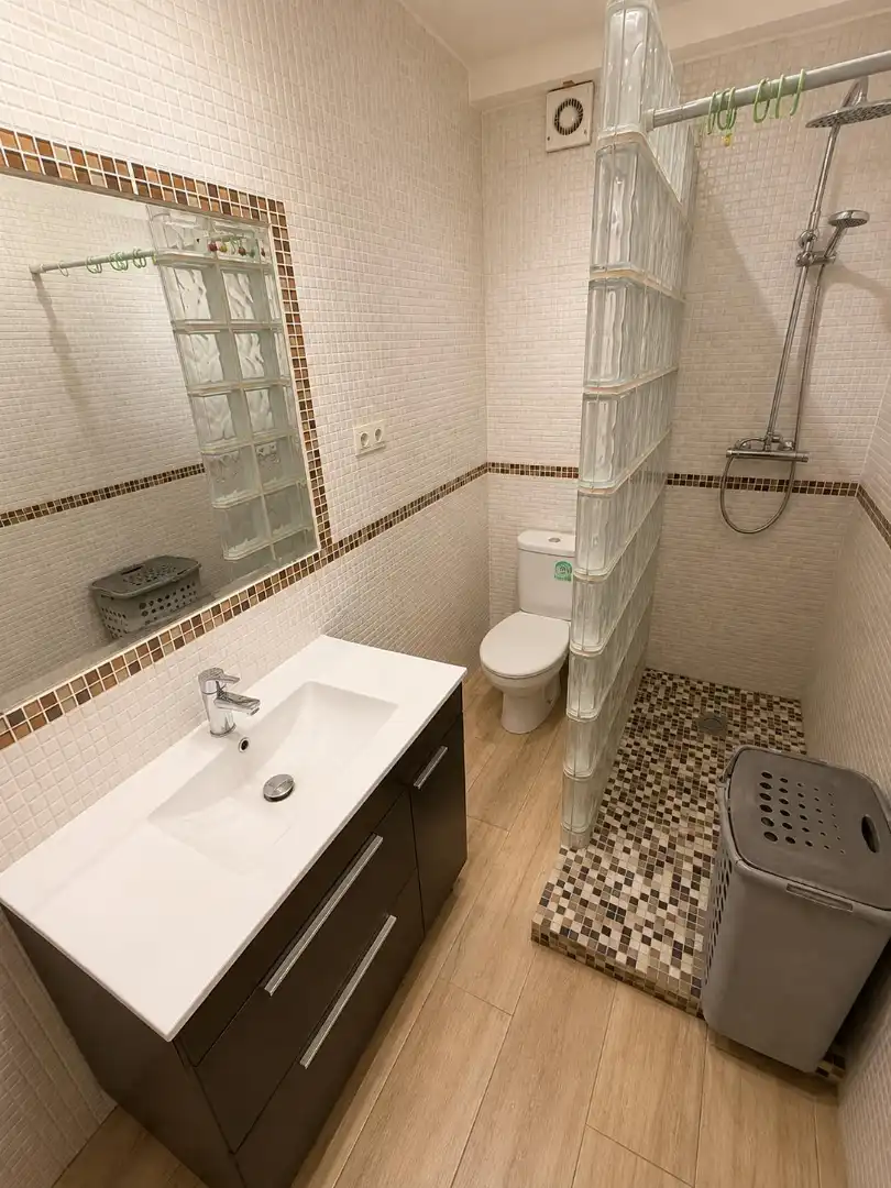 Baño de Piso en venta en Madrid con Aire acondicionado y Calefacción