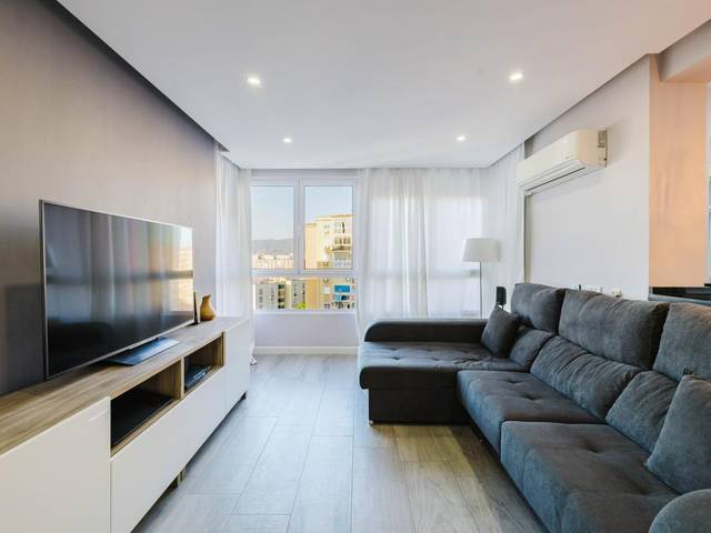 Piso en Venta en C. Gaucín, 30 en La Luz - El Torcal