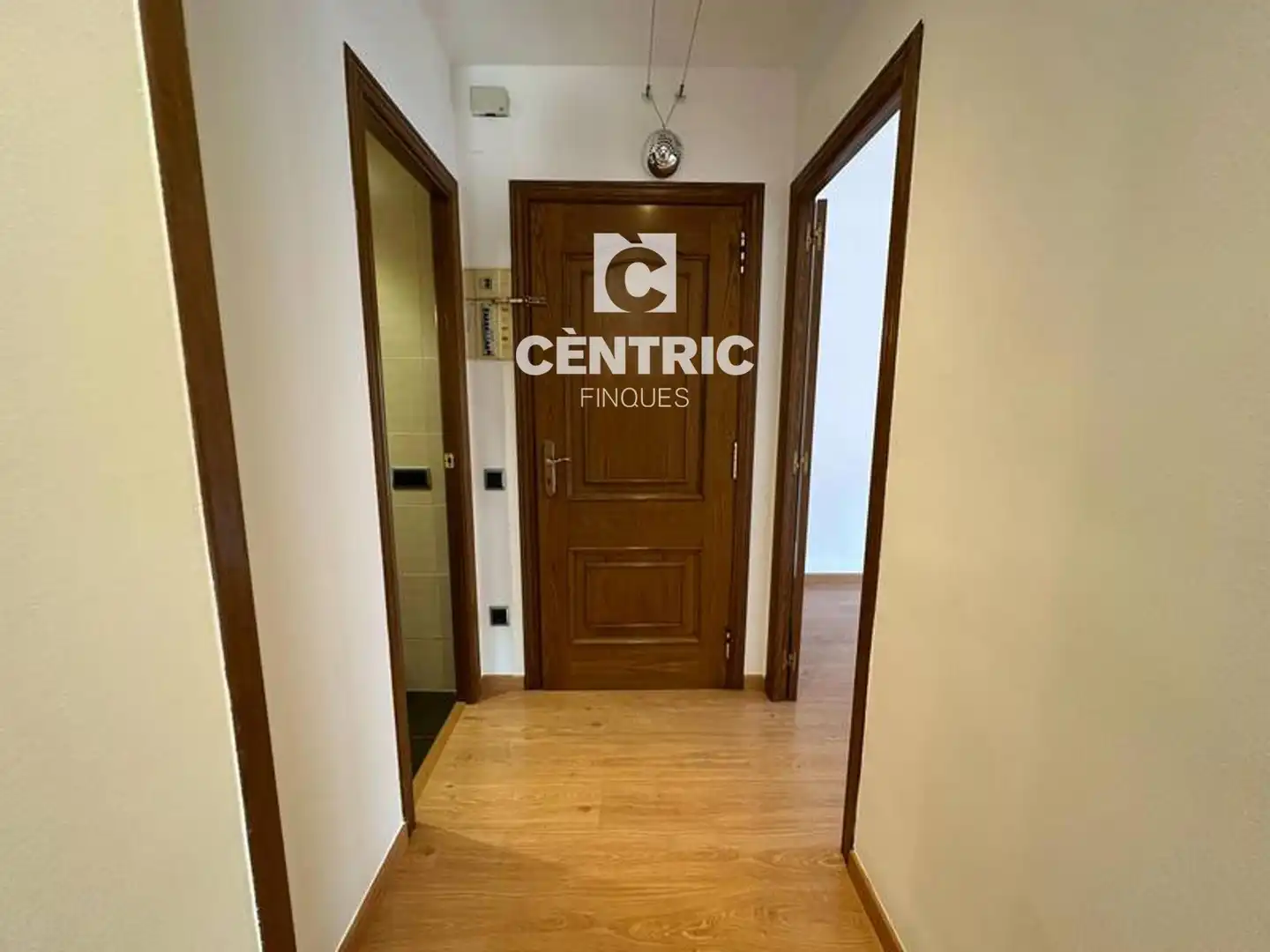Flat for rent in Barri del Centre