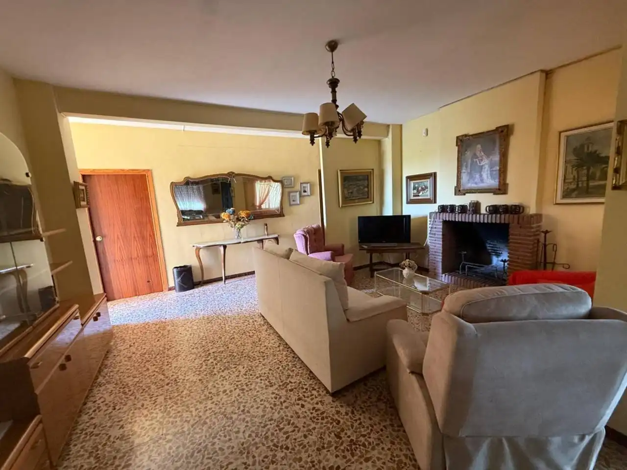 Sala de estar de Finca rústica en venta en Úbeda con Jardín privado y Piscina