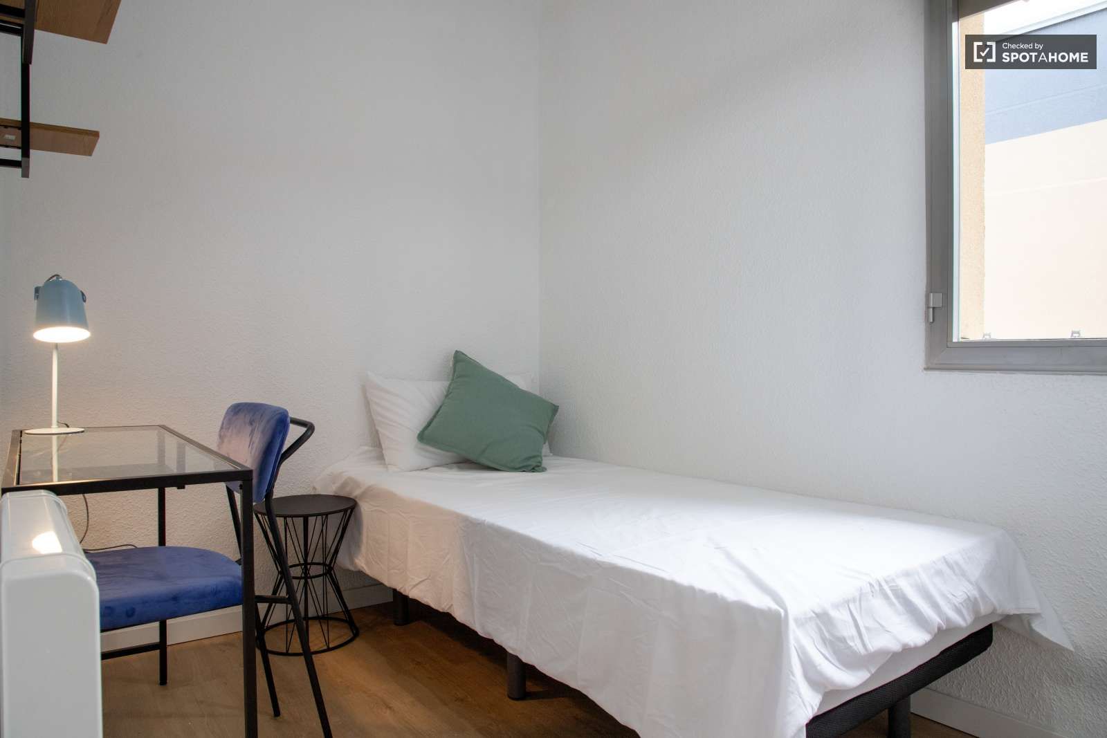 Flat to share in Casco Antiguo