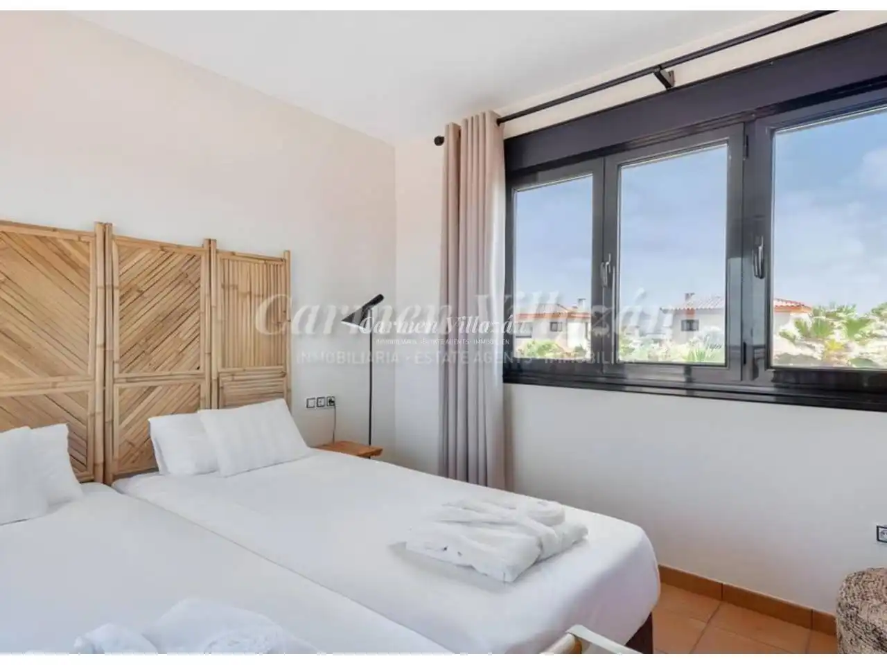 Habitación de Dúplex en venta en La Oliva con Terraza, Balcón y Piscina comunitaria