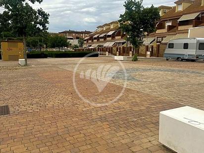 Vista exterior de Casa o xalet en venda en Linares amb Aire condicionat i Terrassa