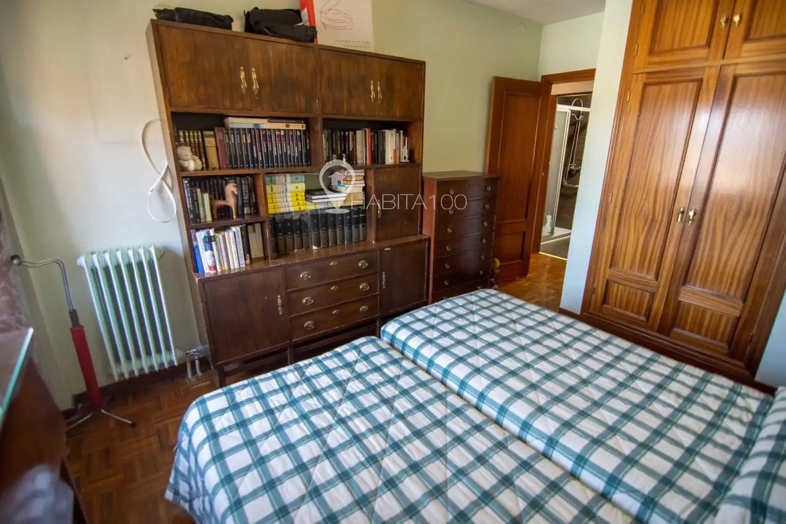 Dormitori de Pis en venda en Cuenca amb Calefacció, Parquet i Terrassa