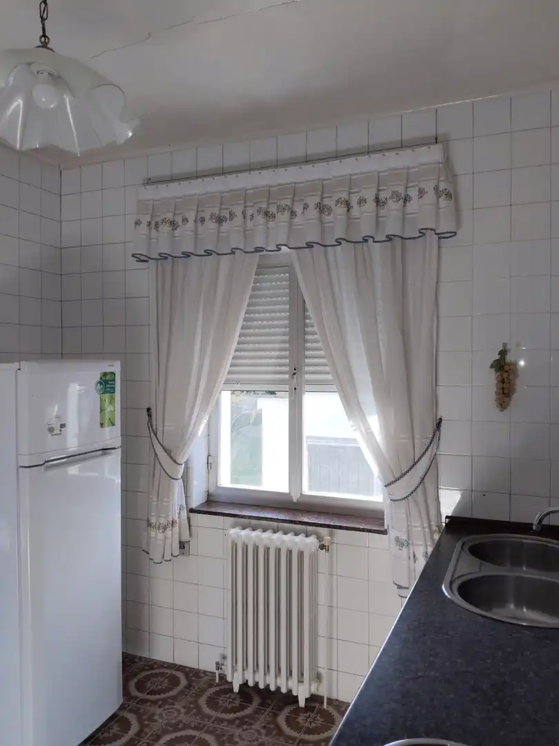 Habitación de Casa o chalet en venta en Torrelavega  con Calefacción, Jardín privado y Terraza