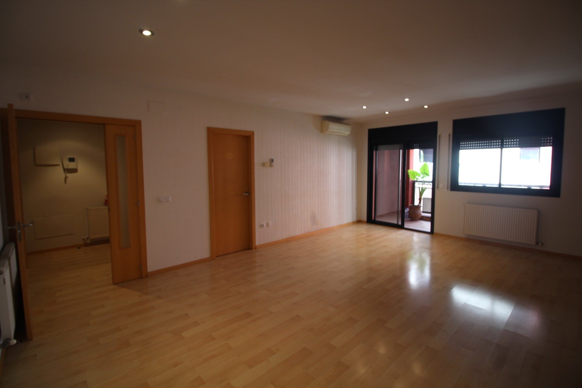 Flat for sale in Figueres  with Heating, Terrace and Storage room
