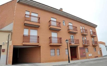 Vista exterior de Pis en venda en Pantoja amb Aire condicionat i Piscina