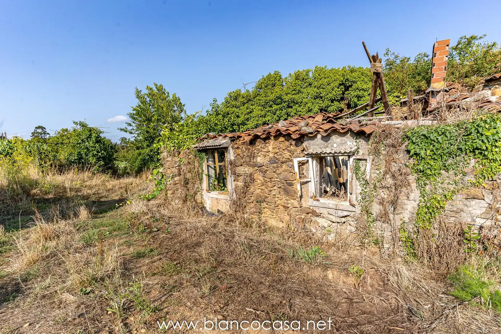 Houses for sale in Carballo  with Private garden